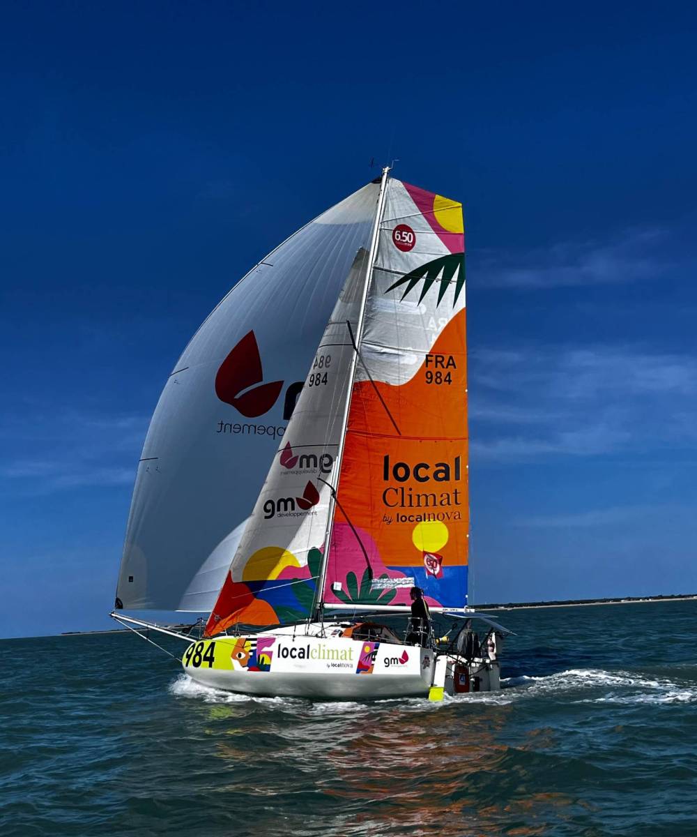 Le skipper Antoine et le bateau LocalClimat by LocalNova